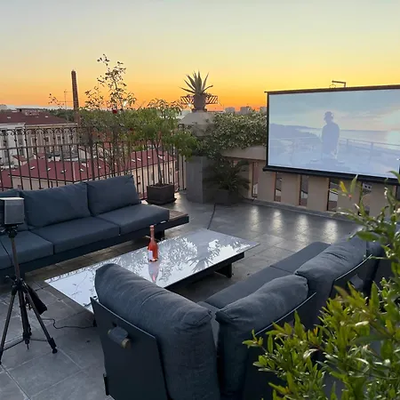 Terrazza Bonasi - Relax & Cinema Privato In Centro Storico * Μόντενα