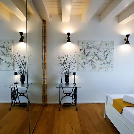 Terrazza Bonasi - Relax & Cinema Privato In Centro Storico Μόντενα