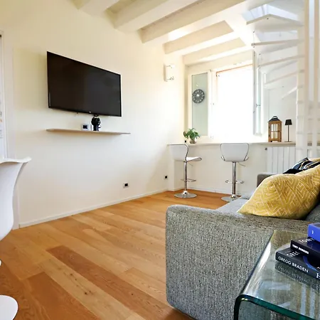 Terrazza Bonasi - Relax & Cinema Privato In Centro Storico Διαμέρισμα