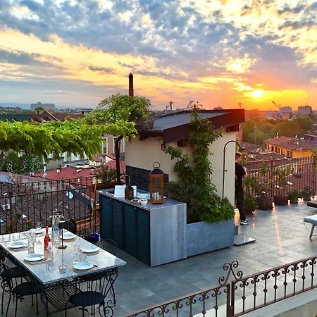 Terrazza Bonasi - Relax & Cinema Privato In Centro Storico Διαμέρισμα Μόντενα